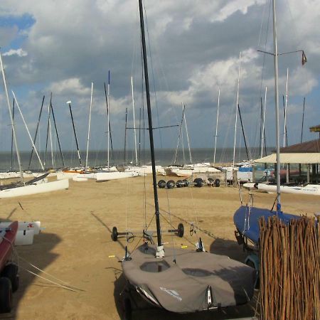 Malibu Beach Koksijde Exterior foto
